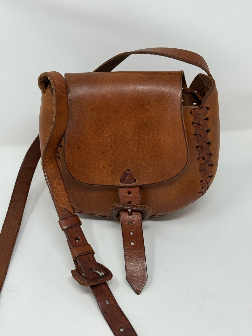 Classic Brown Leather Crossbody Bag - Timeless Rustic Style